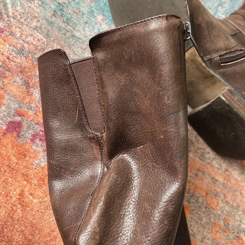 Arturo Chiang Distressed Brown Leather Riding Boots - Picture 8 of 9